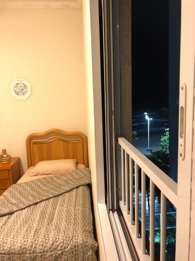 Apartamento Pe Na Areia Guarujá Exteriör bild
